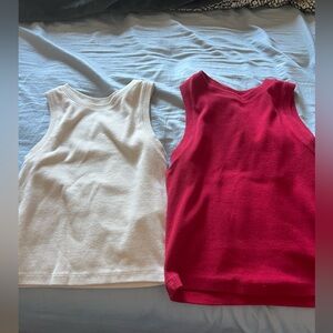 New women’s hollister tank tops size medium